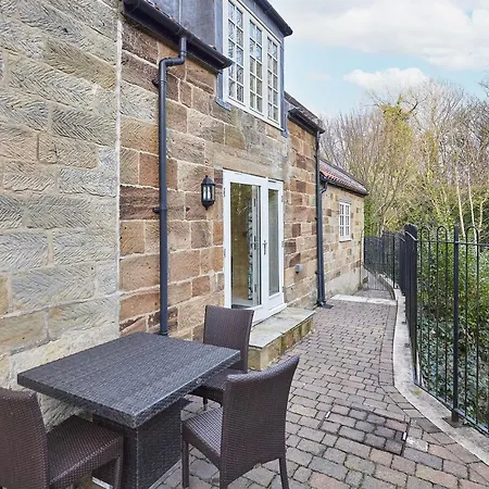Feriehus Host & - Farm Whitby